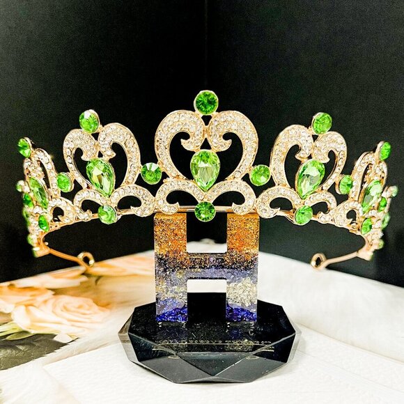 Green Rhinestone Tiara, Girl's Gold tiara, Heart shape tiara, Princess tiara - Picture 4 of 9